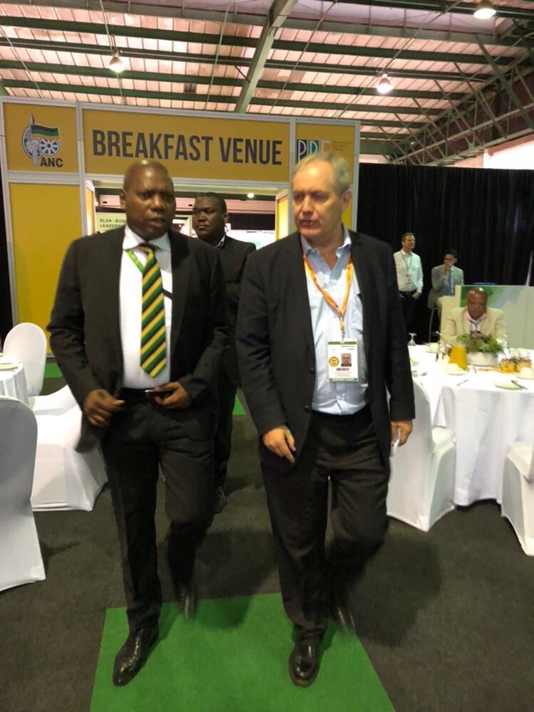 DrZweliMkhize's tweet photo. #ZweliMkhize with #ANCPBF convenor Daryl Swanepoel at the #ANCBreakfast at Nasrec this morning https://t.co/90I5lAk6gf