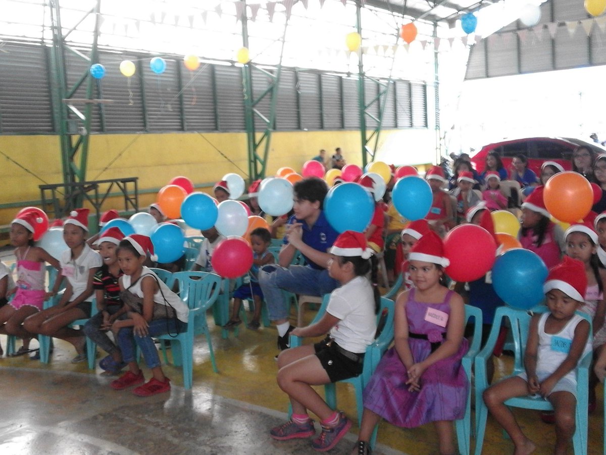juankarlosfam_'s tweet photo. JK Labajo w/ the KAISANG BUHAY FOUNDATION Kids

#IMpikon https://t.co/ueApq23R8a