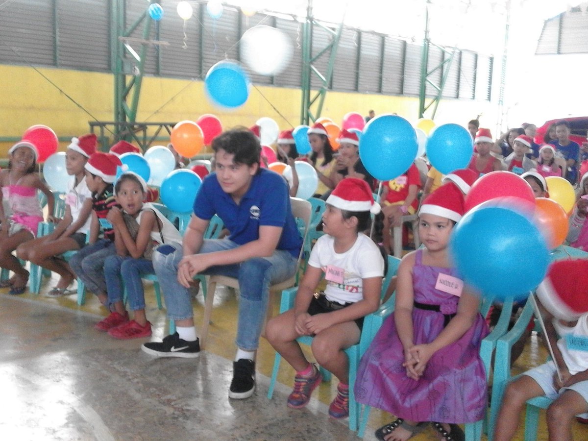 juankarlosfam_'s tweet photo. JK Labajo at JuanBlessedChristmas Celwbration
#IMpikon https://t.co/rauRKtAgHg