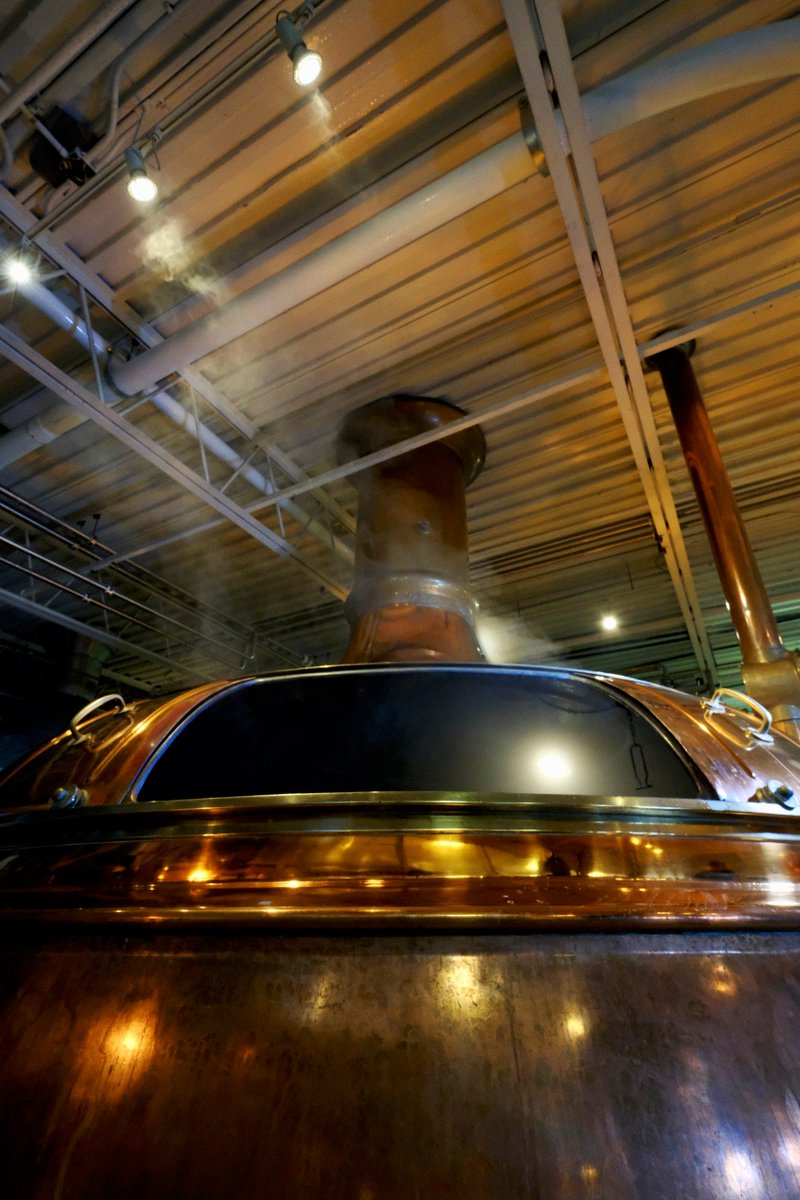 Sometimes old is gold... In this case, copper.
We still use our traditional copper kettles to brew some of our finest lagers.

#copperkettles #coolbeer