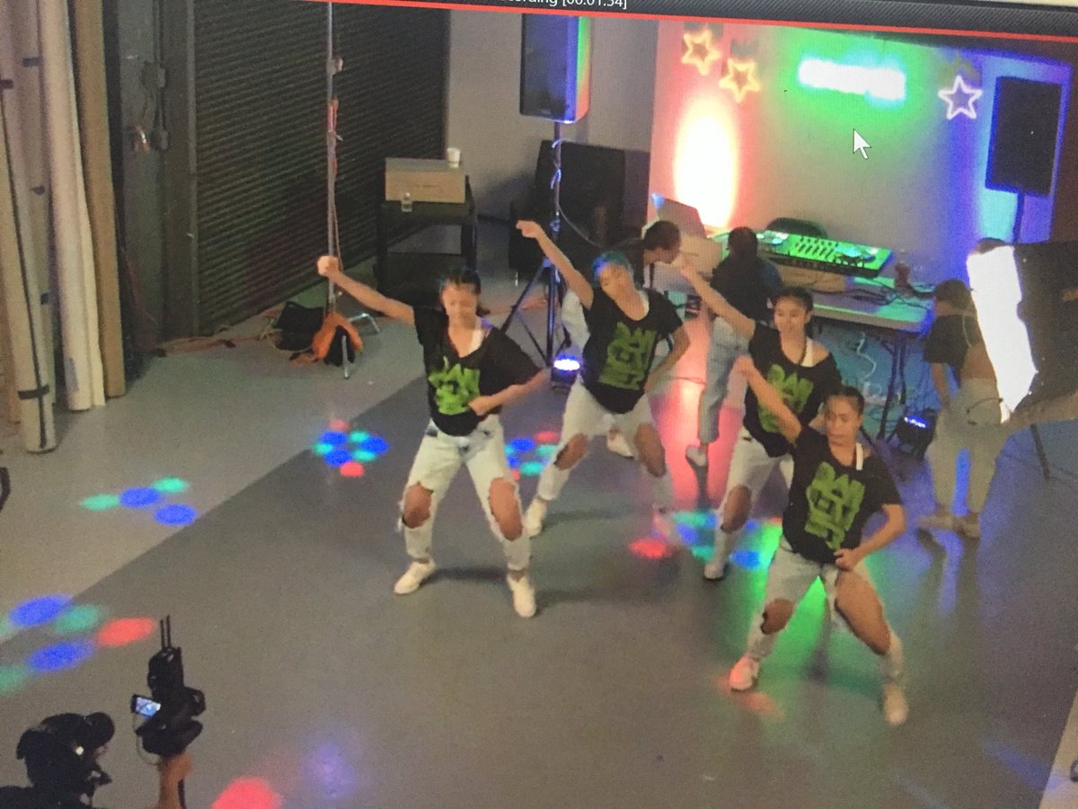 TravisFamSGFC's tweet image. These girls are amazing dancers!!! @Apprentice604 🎉🎉 KILLIN’ IT! #Dancember