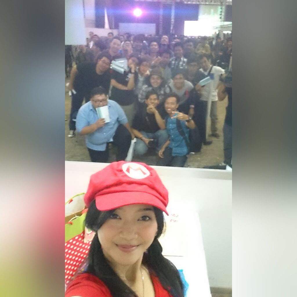 TeamSendyOshi's tweet photo. Nemu foto ini digallery jadi kangen kumpul2 lagi 😂😂😞😞@sendyarn93 https://t.co/BFpZeiOC59