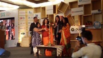 SadhviBhagawati's tweet photo. I gave the inaugural keynote address @ "The Future Is Now. Invest in Startup India" Summit 2017 in Mumbai. The 2 day event brought together #entrepreneurs from India w/ global industry giants, investors, mentors & start-up experts #SIS2017 #InvestartIndia https://t.co/2LeZWdswuh https://t.co/rACZcLF3th