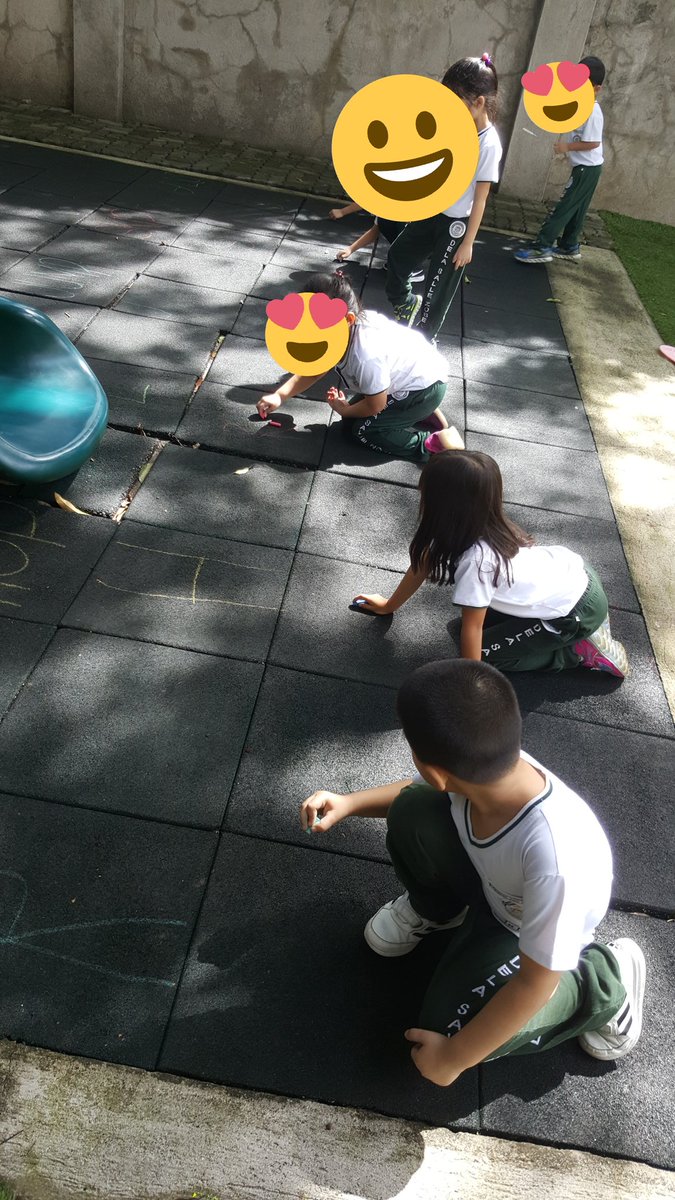 rizzapiccio's tweet photo. Integrating #literacy with our #physed class! Ss write the movement words and perform it. #kinder #physedclass #ECEchat https://t.co/3KVTHmUzSu