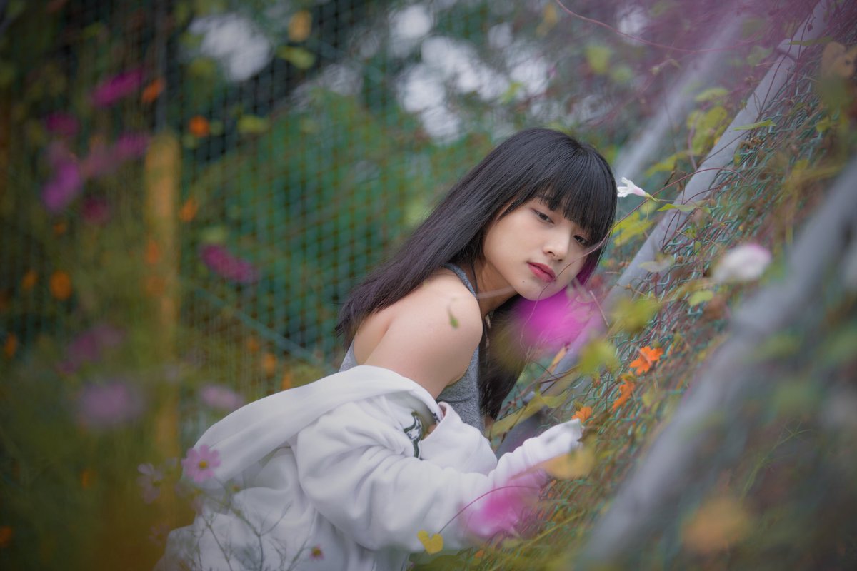 toss14_'s tweet photo. 今年は忙しい中、色々撮影してきましたが、どうやら僕はポートレートが好きなようです。
来年はもっと極められるよう頑張りたい。
model: @marimar_talent  @ry_yya26  @YuURo_freestyle  
thanks!!😘

#2017年自分が選ぶ今年の4枚 
#portraitphotography #photograghy https://t.co/jfeKsp2QES