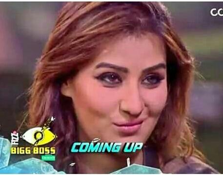 BiggestPolls's tweet image. Kaun Right hai ? 

  RT    🔁   for  Shilpa Shinde
  Like  💟  for   Hina Khan

#WeekendKaVaar #ShilpaShinde #HinaKhan #Hina #Shilpa #BB11 #SalmanKhan #BiggBoss11 #BiggBoss