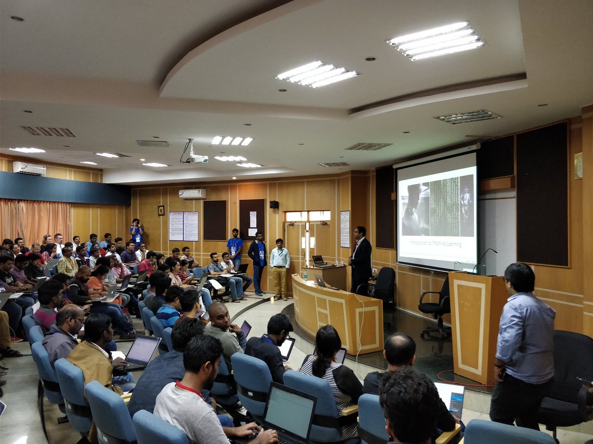 CloudxLab's tweet image. A very interesting Machine Learning Bootcamp by CloudxLab at R.V Engineering college. #MachineLearning #HandsOn #Learning @drupalbangalore