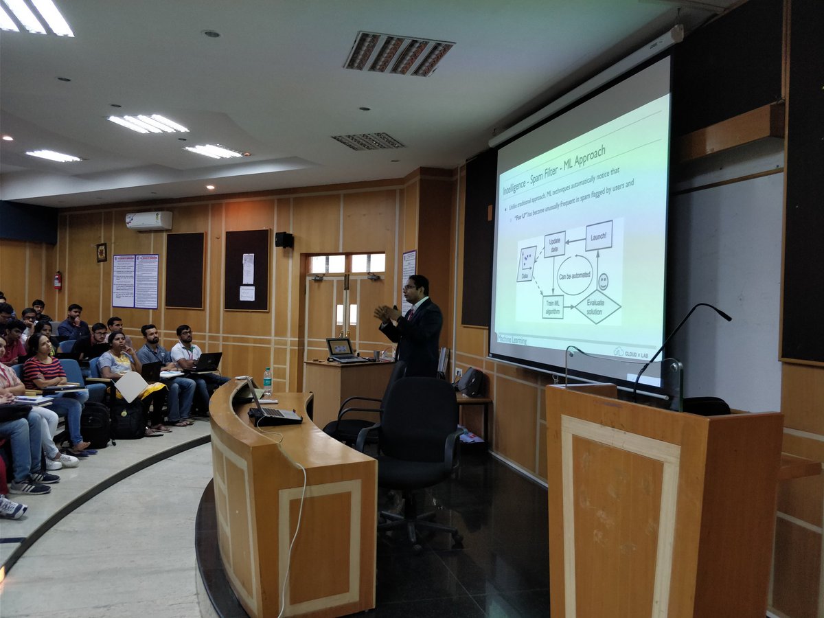 CloudxLab's tweet image. A very interesting Machine Learning Bootcamp by CloudxLab at R.V Engineering college. #MachineLearning #HandsOn #Learning @drupalbangalore
