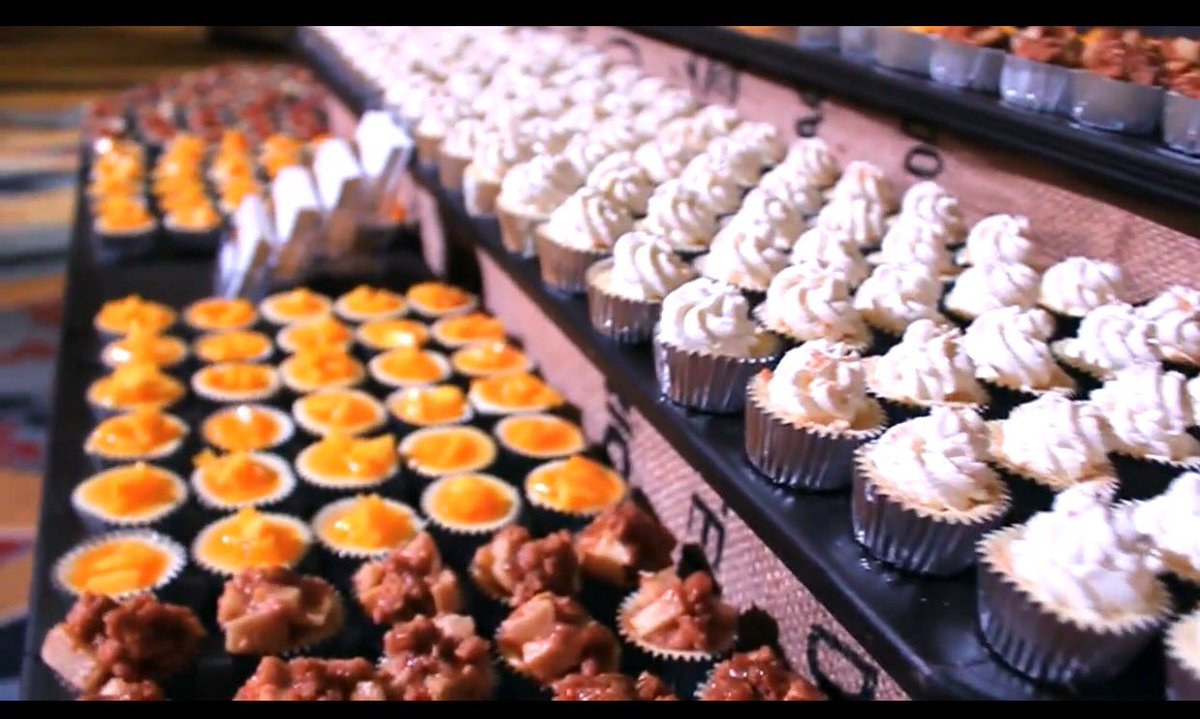 Want something different for your upcoming event? Let us bring the WOW by serving our bite size cheesecakes to your guests #galas #fundraisers #holidayparty #milestones #weddings