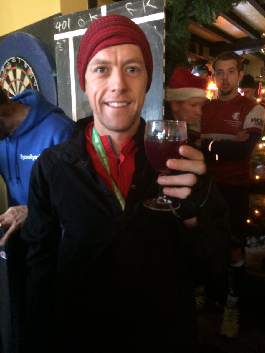 Having great festive fun at the Winter Wobble! 10miles of running with some festive drinks stops thrown in! 🍷🏃🏽🍷🏃🏽🍷🏃🏽🍷🏃🏽🍷 thanks to <a href="/HighwoodsHealth/">Highwoods HC</a> for the invite!