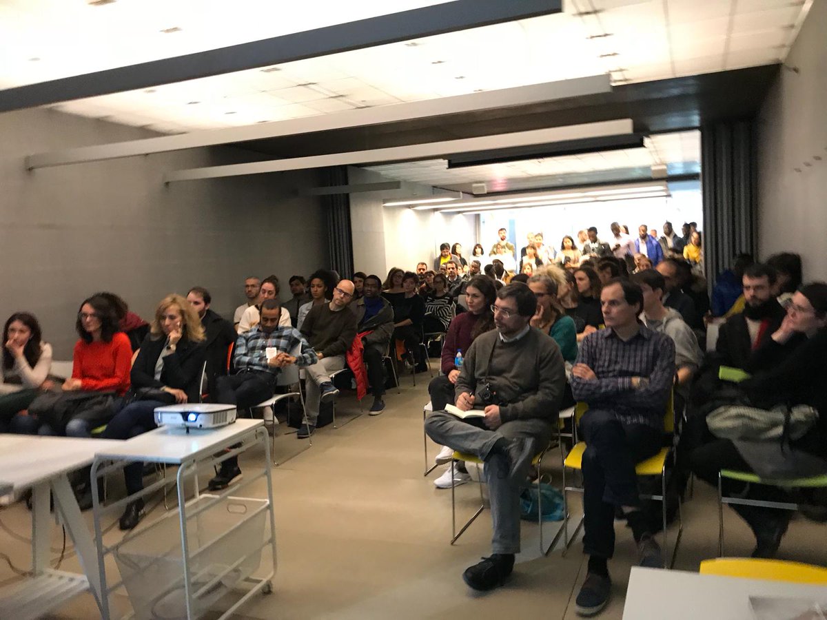 fiebrephotobook's tweet photo. Presentación Women Photographers of The African Diaspora con Adama Delphine Fawundu, Cofundadora/Editora en jefe y Angelica Dass, Artista Visual
#Fiebre2017 #FutureBook #BookFuture https://t.co/GBUd7ua5B0