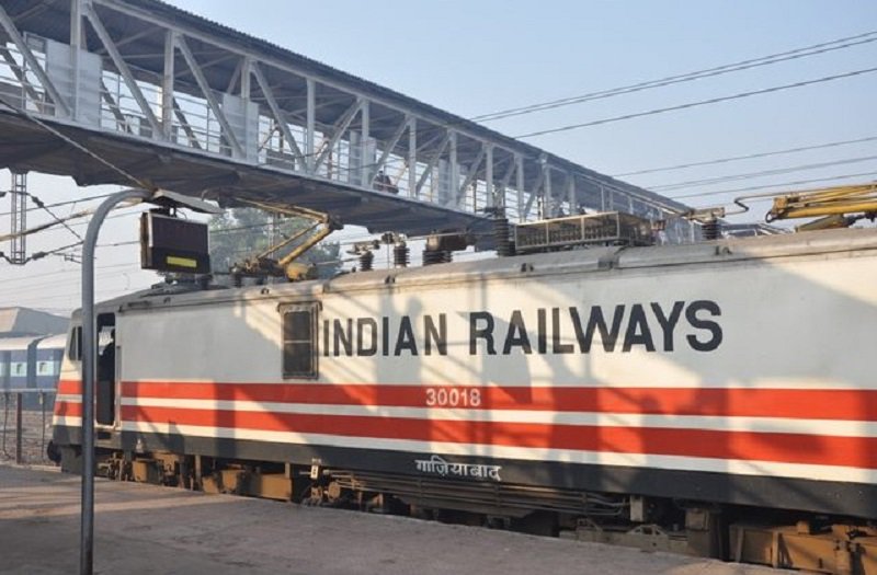 news24tvchannel's tweet photo. ट्रेनों में जल्द लागू होगा डायनामिक फेयर? #PiyushGoyal #IndianRailway #Dynamicfare https://t.co/otcZxyjxhZ https://t.co/zbHRrAGyPX