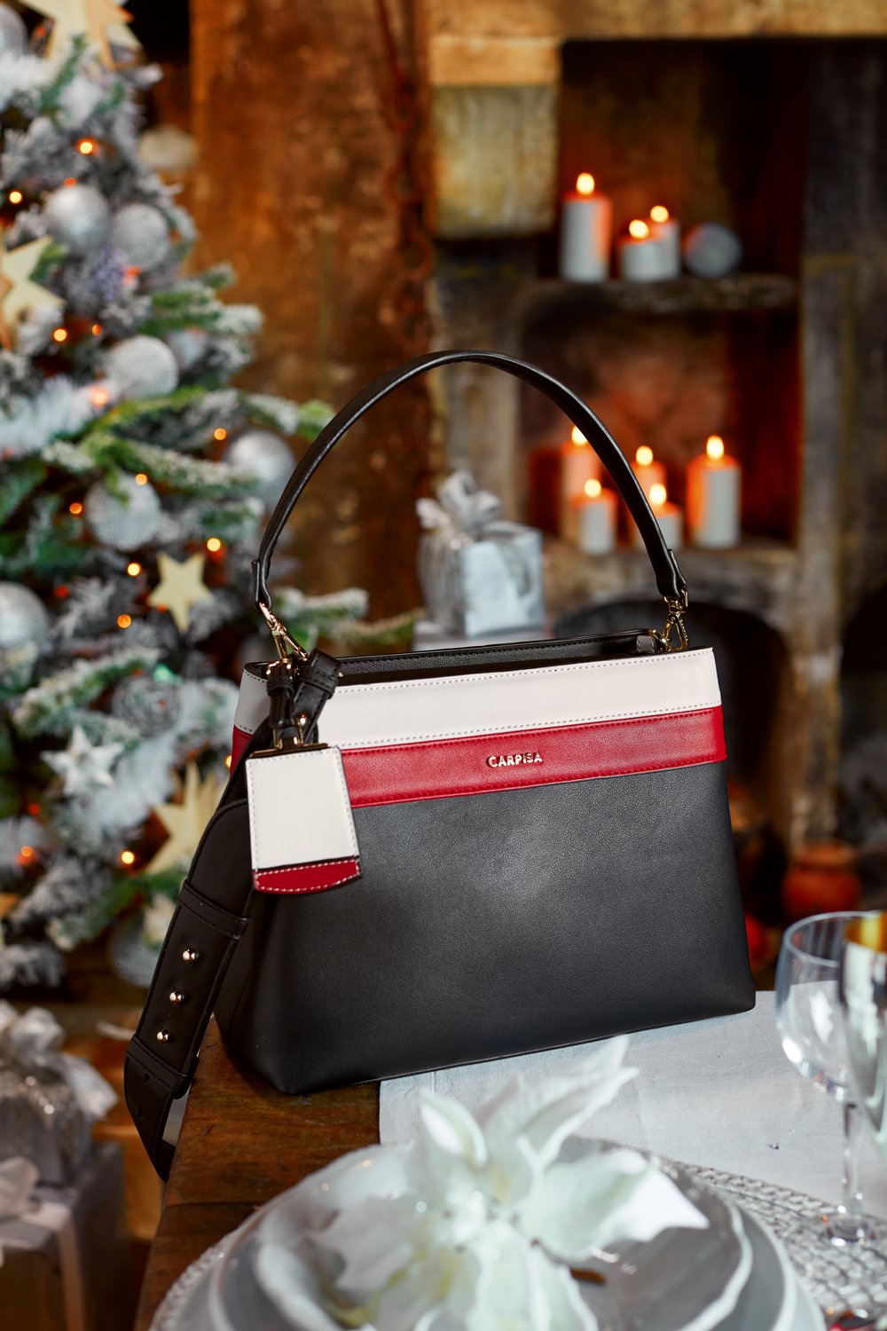 Carpisa Regali Di Natale.Carpisa On Twitter Scegli Dei Regali Smart E Che Parlino D Affetto Scegli Natasha Nei Nostri Store E Online Happyholidays Carpisaxmascollection Carpisagift Italianlifestyle Italianholidays Https T Co M2zw5h83po Https T Co 9ylsy6vk5y