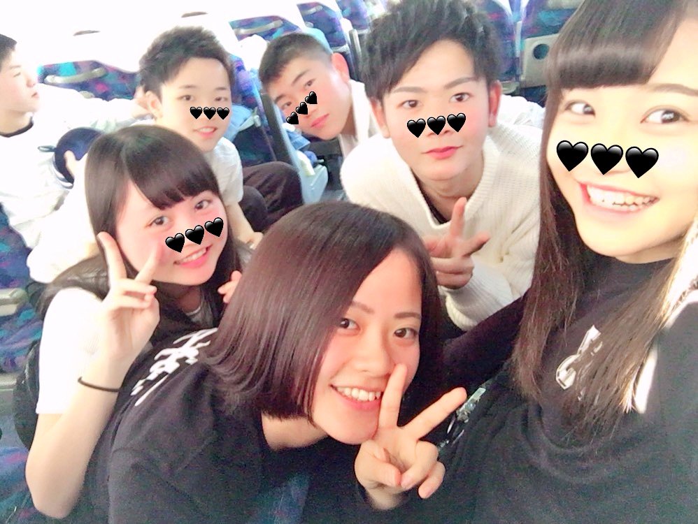 satoryoo0219's tweet photo. 修学旅行inハワイ😎🌴🌺
色々回ってショッピングしてホテルもサイコーすぎた！！
潜水艦中止になって2日目つまんなすぎたけどその分他の日わ楽しかったからいいかな！今すぐにでもまた行きたいな〜。🙄✨
飛行機わ地獄。もう一生乗りません！ https://t.co/w4AucphoiO