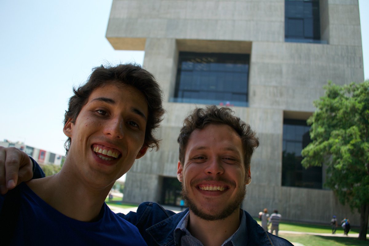Revista_Sabado's tweet photo. #100líderesjóvenes: Sebastián Arentsen y Lucas Espinoza los creadores de Kimche, Antonia y Melita Abraham campeonas del mundo en remo sub 23 y Antonio Correa director ejecutivo de @ideapais >https://t.co/LYb6XtPqst https://t.co/DZTHE2Tmwz