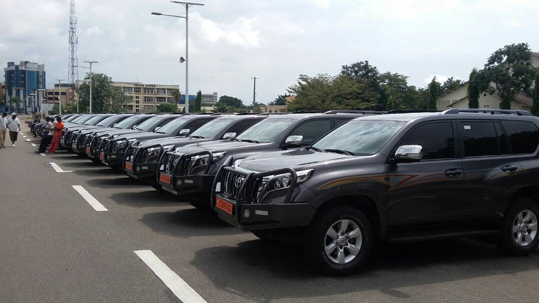 Claudenshim's tweet photo. #Burundi The technical team from @comesa_lusaka is pleased to see all the vehicules needed for the #20thComesaSummit are ready.
@COMESA20th 
#Kazecomesa20 https://t.co/mfikrHsE0D