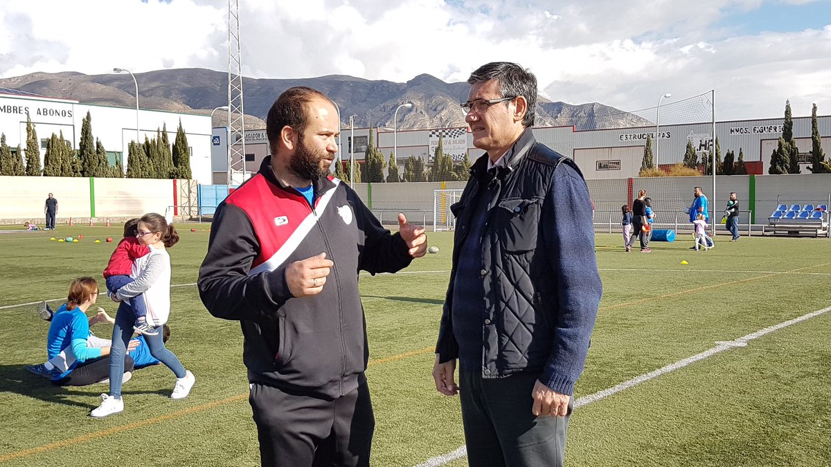 Manuel Cortés Pérez (@manuel_cortesp) on Twitter photo Esta mañana con <a href="/CDMarrajos/">CD Marrajos Rugby</a> y <a href="/URAlmeria/">Unión Rugby Almería Playcar</a> en su jornada de deporte inclusivo. Una actividad en la que han participado niños y niñas de la provincia con el fin de hacer del deporte un recurso de integración. Esta mañana con <a href="/CDMarrajos/">CD Marrajos Rugby</a> y <a href="/URAlmeria/">Unión Rugby Almería Playcar</a> en su jornada de deporte inclusivo. Una actividad en la que han participado niños y niñas de la provincia con el fin de hacer del deporte un recurso de integración.