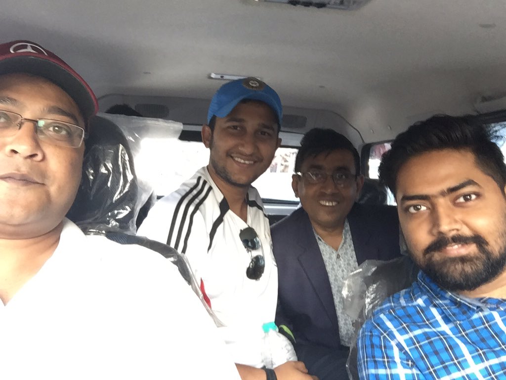 suvodipmoitra's tweet photo. @DriveAmazon @amazonobjijaan @Fever104FM_Kol On our way! Gold Hunt is ON! #AmazonAdventureDrive #AAD2017 #Fever104 https://t.co/4KRxQQTRaV