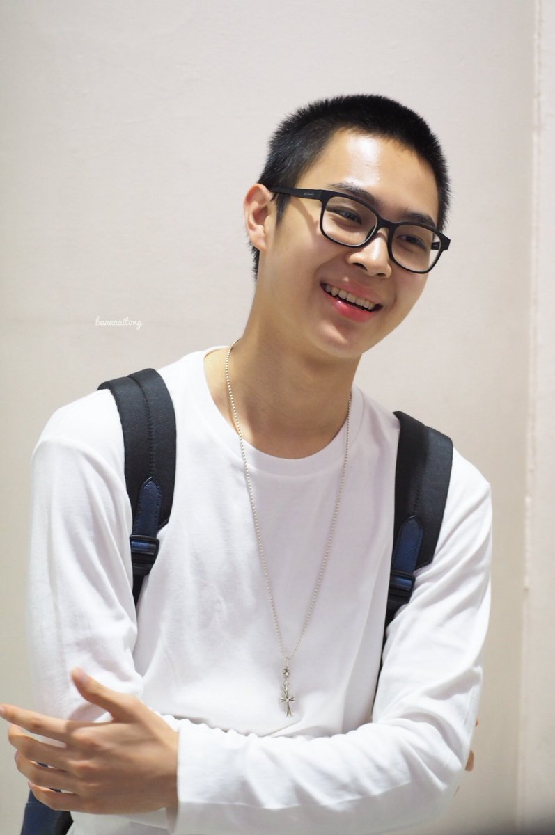baaaaaitong's tweet photo. สดใส 😆💕
@BoomKrittapak #BoomKrittapak https://t.co/0PIzoXeIQM