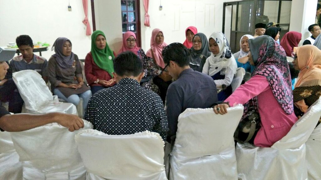 KaderPKBJatim's tweet photo. Suasana diskusi kelompok Pendidikan Kader Pertama PKB Kab. Malang @DPP_PKB @dpwpkbjatim @cakimiNOW @halimiskandarnu @PkbMalang https://t.co/h8jmQ28HDg
