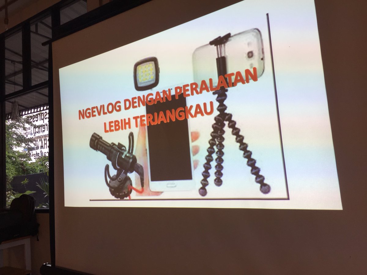 akber_batam's tweet photo. Ngevlog gak harus pake gear mahal. Tapi juga bisa dengan peralatan yang lebih terjangkau. #AkberBTM03 https://t.co/QecmoOskR7