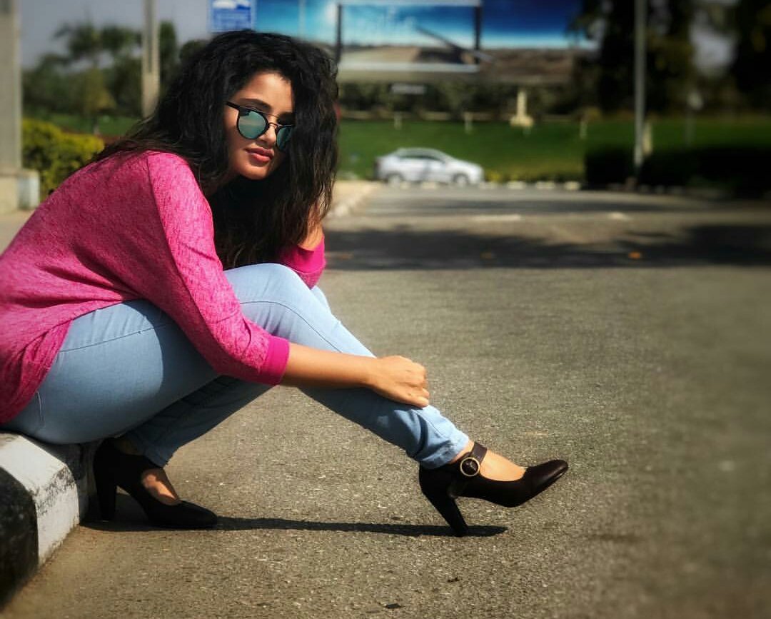 ayyappankarunan's tweet photo. Really you #pink pretty @anupamahere what is your #NewYear eve plan for this #2018
#perfectheader
Every weekend bcz of your pic I'm changing my #twitter header
#AnupamaParameswaran #ktown #EmmaWatson #love https://t.co/hfirrVwLdk