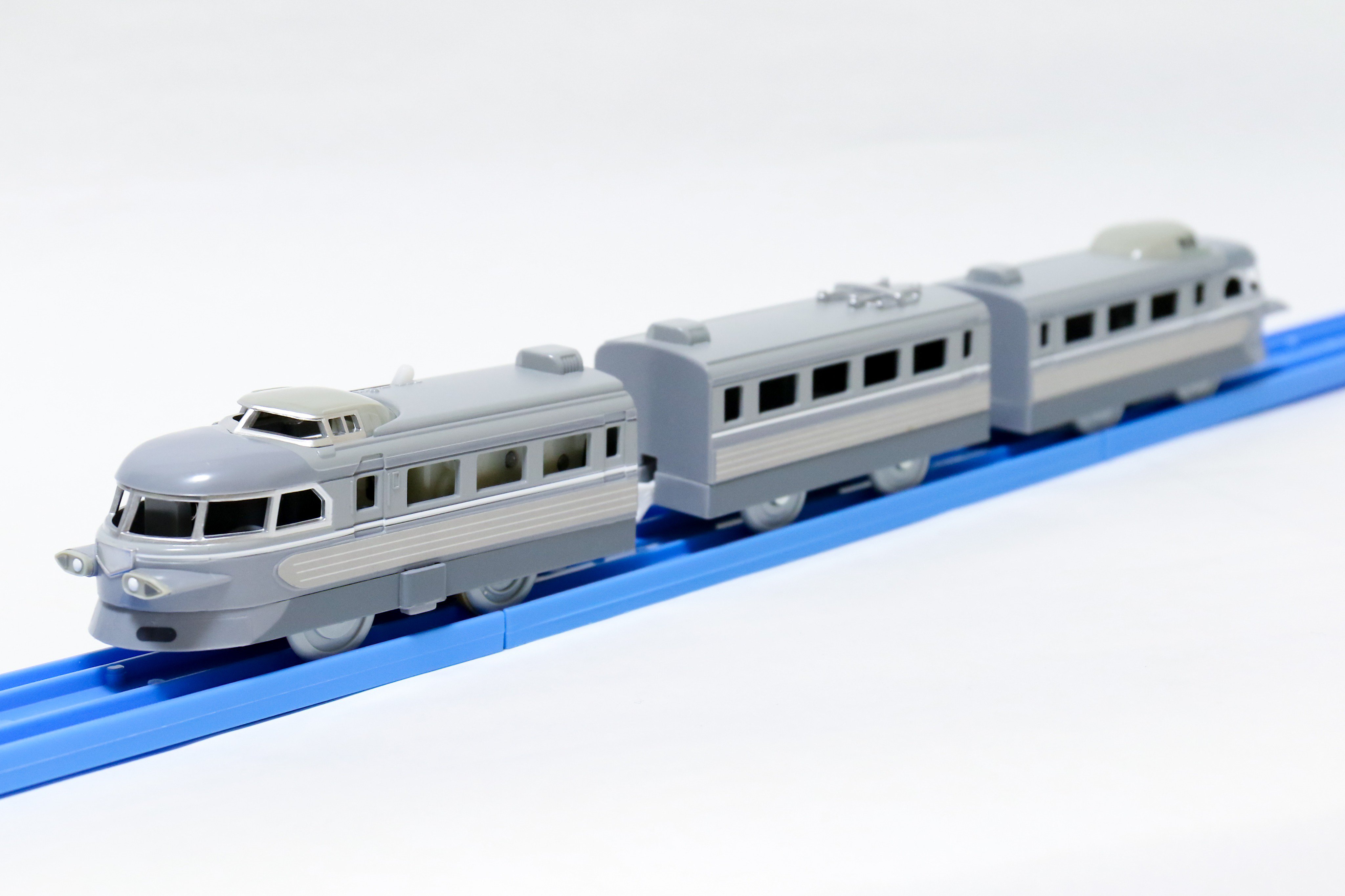 東運 on X: 