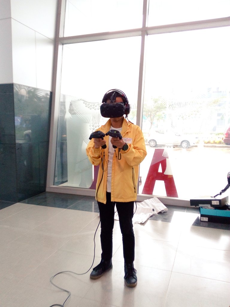 captainleinald's tweet image. Had so much fun today! Thank you, Infinitum!

#CreativeAnarchy

Photos courtesy of @witchofwry