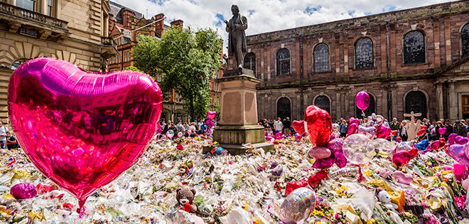 ManCityCouncil's tweet photo. It's OK to not be OK. Christmas can be a difficult time for lots of people. If you or anyone you know has been affected by the Manchester attack, support is available: https://t.co/awkdT7hMvU https://t.co/nQ4vIV5Gpd