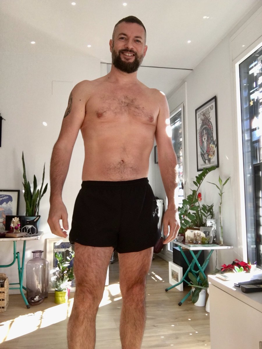 Beard__Boy's tweet photo. Operation Bikini 👙 2018 is going v well. I’ve now lost 7kg 😃 #operationbikini #gay #gymfit #gays #gym #healthyeating #beard #beardboy https://t.co/IWlFSOqQPS