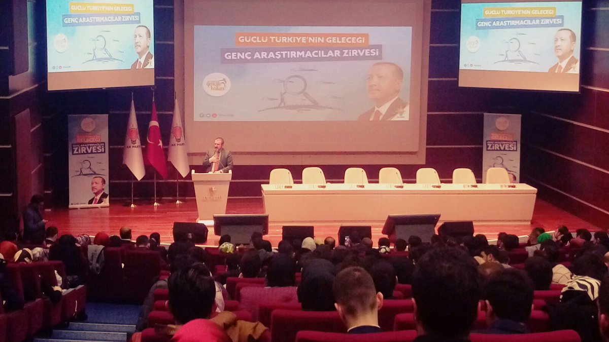 Ak Parti Gençlik Kolları Başkanlığımızın düzenlediği Genç Araştırmacılar Zirvesine katıldık.