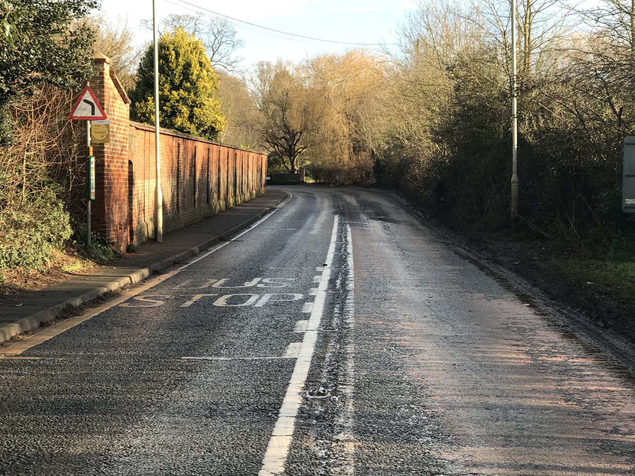 TVP Roads Policing on Twitter "Barkham Road, Finchampstead closed