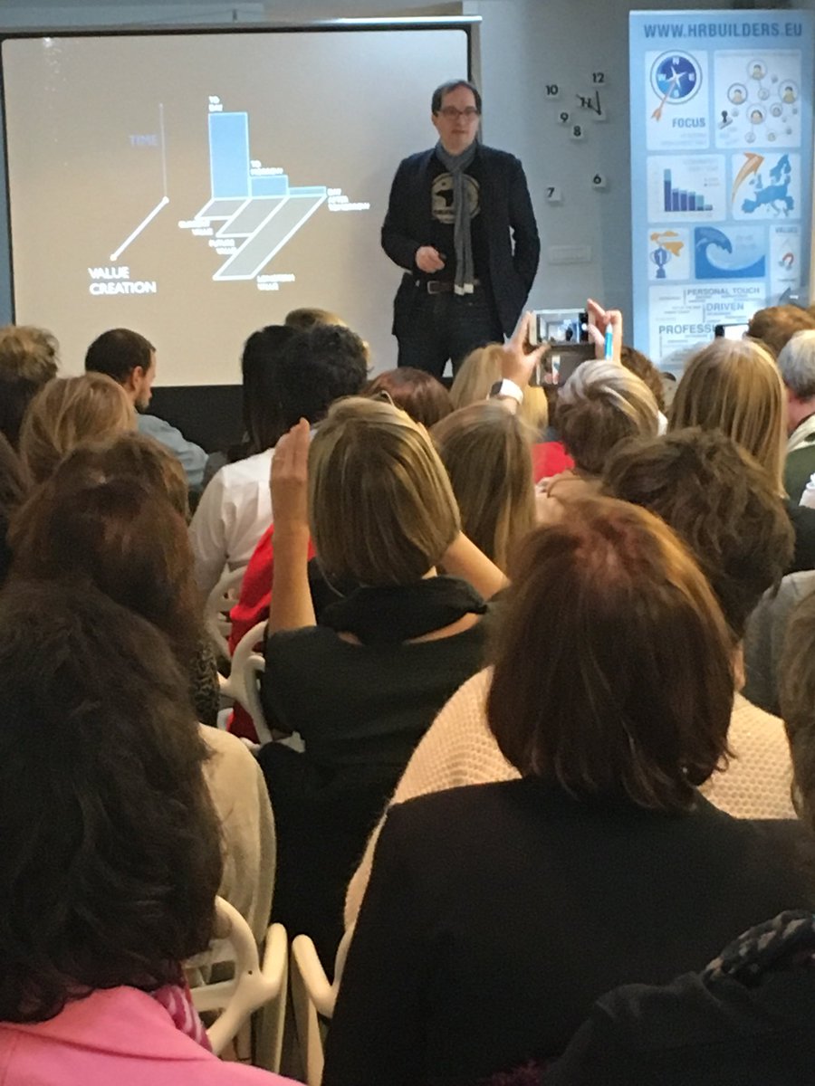 Ups, didn't tweet anymore about #DATHR <a href="/hinssen/">Peter Hinssen</a> at @HRbuilders_be cause way too much fun! Hope it will stitch and inspire for HR 2018 ambitions! #futureOfWork #digitalHR