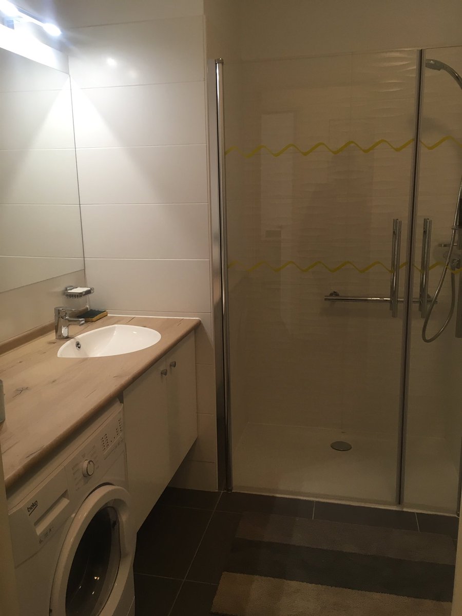 mrl_anthony's tweet photo. Encore une belle journée pour venir visiter notre nouvelle résidence @senioriales  de #Saintmandé et son super logement témoin !! https://t.co/9d6Ub1ufft