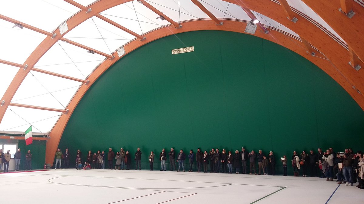 Santoro__Mg's tweet photo. #Muzzana inaugurazione della nuova palestra. Complimenti a tutti! La tenacia del fare.
#cantierifvg https://t.co/OBy3QDEOgx