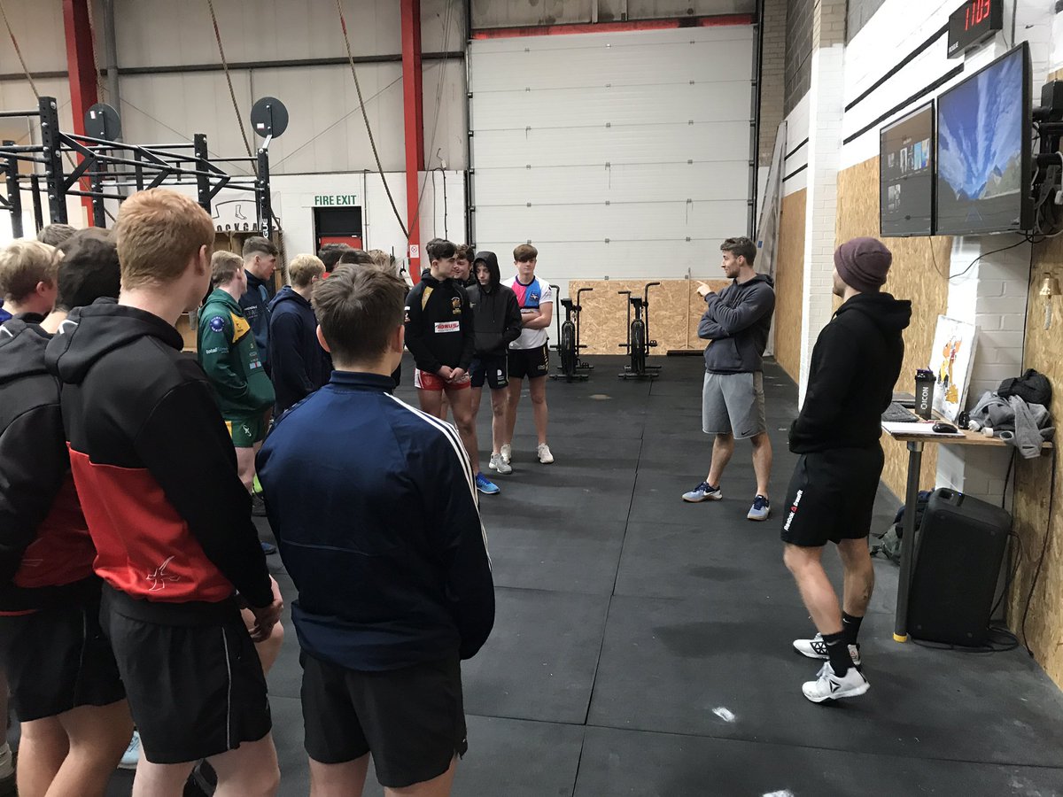 COHA_RL's tweet photo. We're down at Crossfit Hull with our City of Hull Scholarship this morning...⚫️🔴⚪️ https://t.co/zyCvU3wKOQ