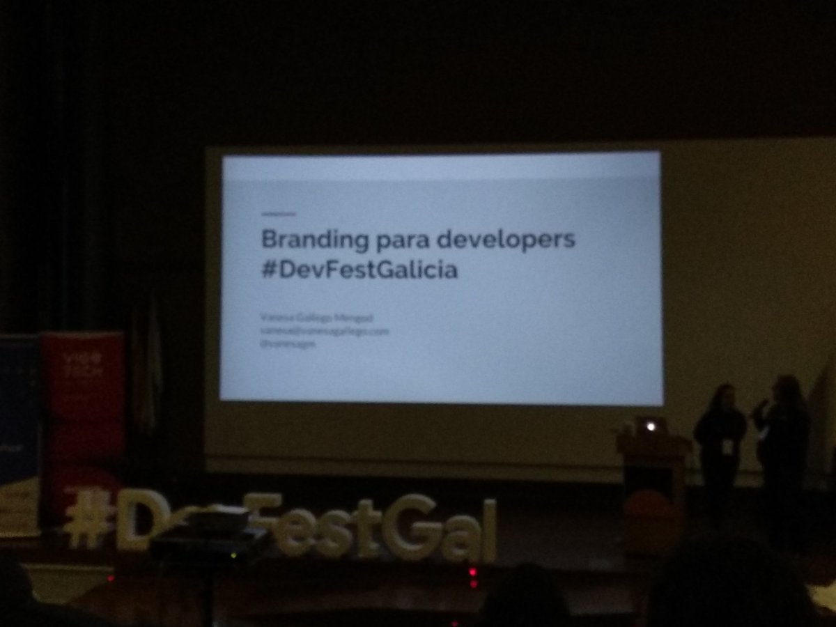 #DevFestGal ahora empieza la chicha 😳😳