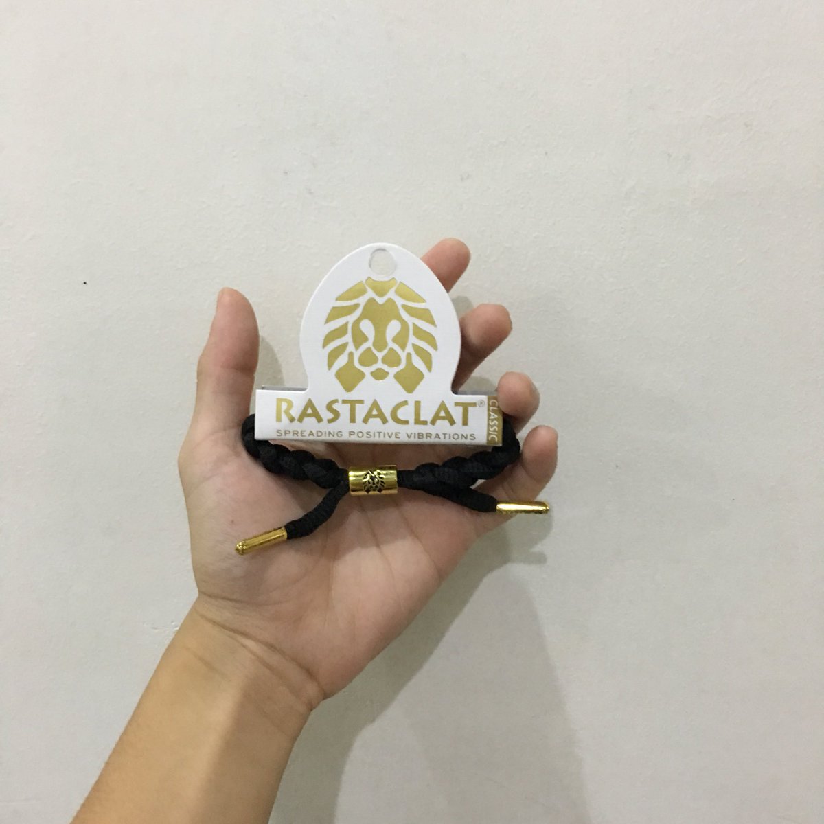 WynnRyy's tweet photo. It feels so good when you finally bought what youโve been saving up for ๐๐ผ Treat yourself right ๐๐ผโจ
@rastaclat
#CLATLIFE
#SpreadingPositiveVibrations
#SeekThePositive https://t.co/6uM8ok0IPB