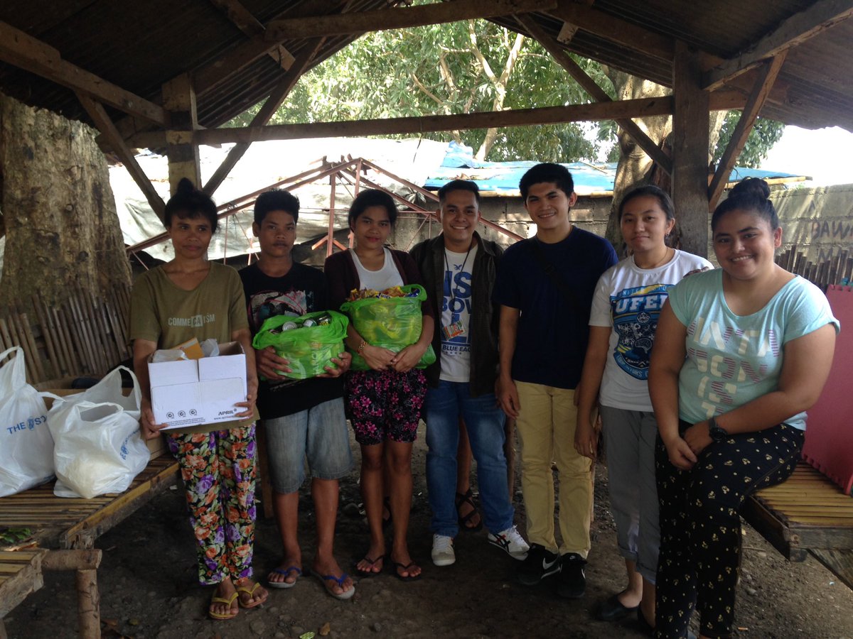 BuklatAdDU's tweet image. Members of Buklat gave the first batch of donations to the Lumad Community in Haran. Keep sending us ur donations!
#Project143