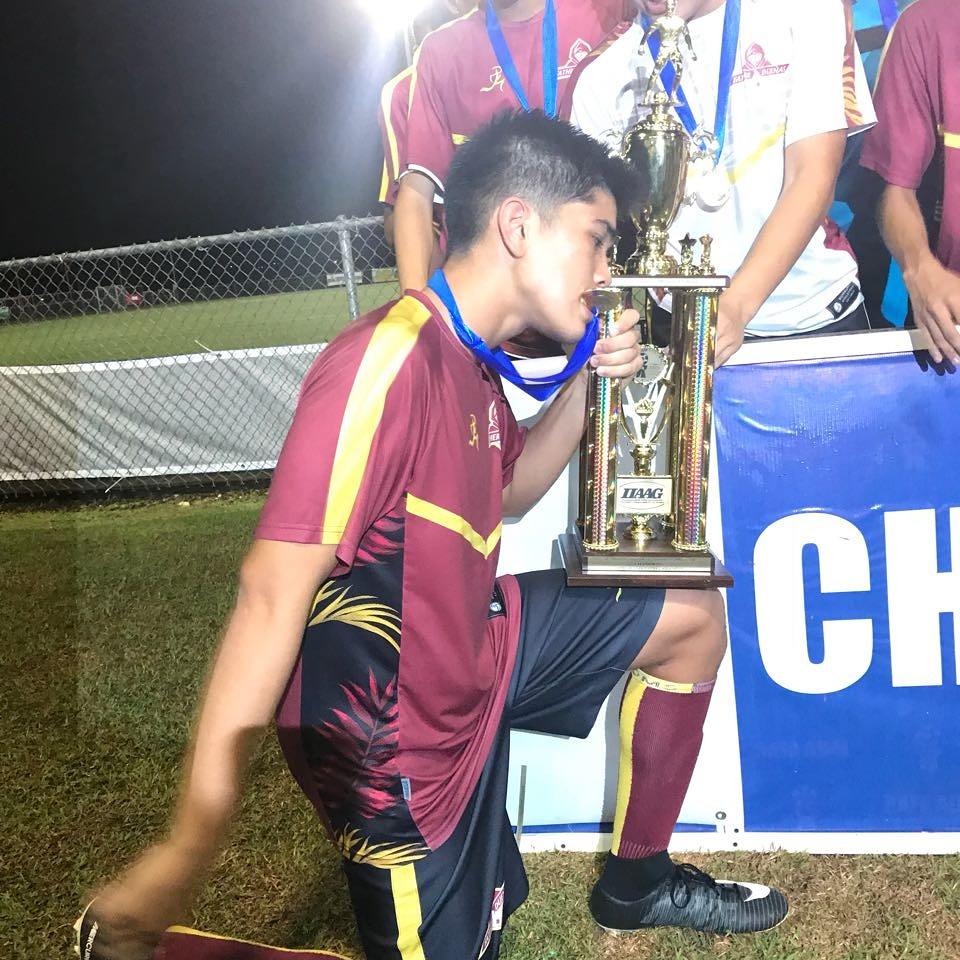 fdmsguam's tweet photo. Friars take the soccer championship! https://t.co/OOwcBAFI2G