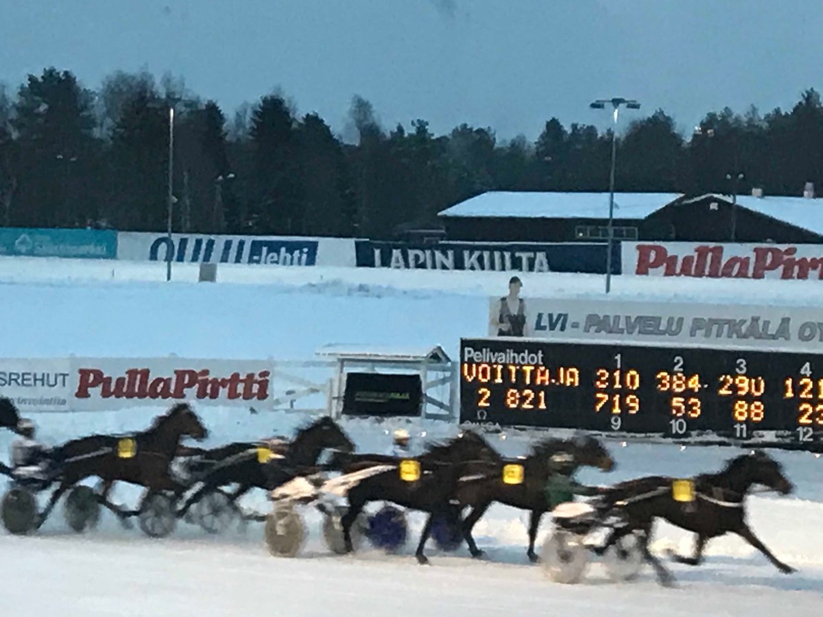 PullaPirtti's tweet photo. Oulussa ravit täydessä vauhdissa.@oulunravit #ravit #pullapirtti #talvi https://t.co/3JlGcsmQGI