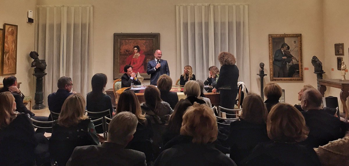 SoroptimistAp's tweet photo. Cultura e Territorio.
Iniziativa del club Soroptimist di Ascoli Piceno alla Sala de Carolis, Civica Pinacoteca. @SIItalia @sindacoascoli @DonaFerre @carboned1972 @NiettaL @Simona2303 @leobollett @micaelagirardi @arch_alboini @sabrina_tosti https://t.co/LaQHmU8E2U