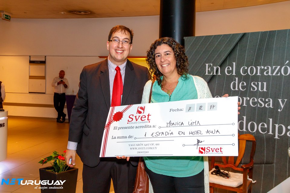 estudioSVET's tweet photo. Felicitaciones a Monica y a Valentina por ganar las 2 estadías en el maravilloso @awahotel en el Brindis de @estudioSVET
#awahotel #puntadeleste #puntateprende #lifebistro #wavespa #imarangatu #imarangatú #imarangatubyawa #uruguaynatural #uruguay #turismoenuruguay #entodoelpais https://t.co/J8XwR0zV4U
