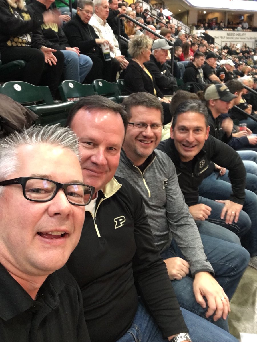 DarylKnecht's tweet photo. Go Boilers! And Merry Christmas!!!#CrossroadsClassic https://t.co/uYVBV6FdmF