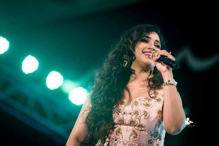 MaahiSolanki777's tweet photo. @shreyaghoshal Di you've touched many hearts and souls in so many beautiful ways and we're truly grateful to have you in our lives You are such an inspiring soul ❤️😍 https://t.co/LJrjbAi5wP