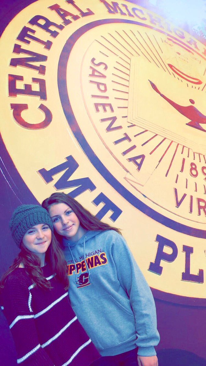 AbbeyTolmie's tweet photo. I’m excited to announce that I will be furthering my education and softball career at Central Michigan University! A huge thank you to all my teachers, coaches, teammates, family & friends for their unconditional support along my journey. 🔥Up Chips!
@CMUSoftball @TheCHSWolves https://t.co/FnW6teKaVl