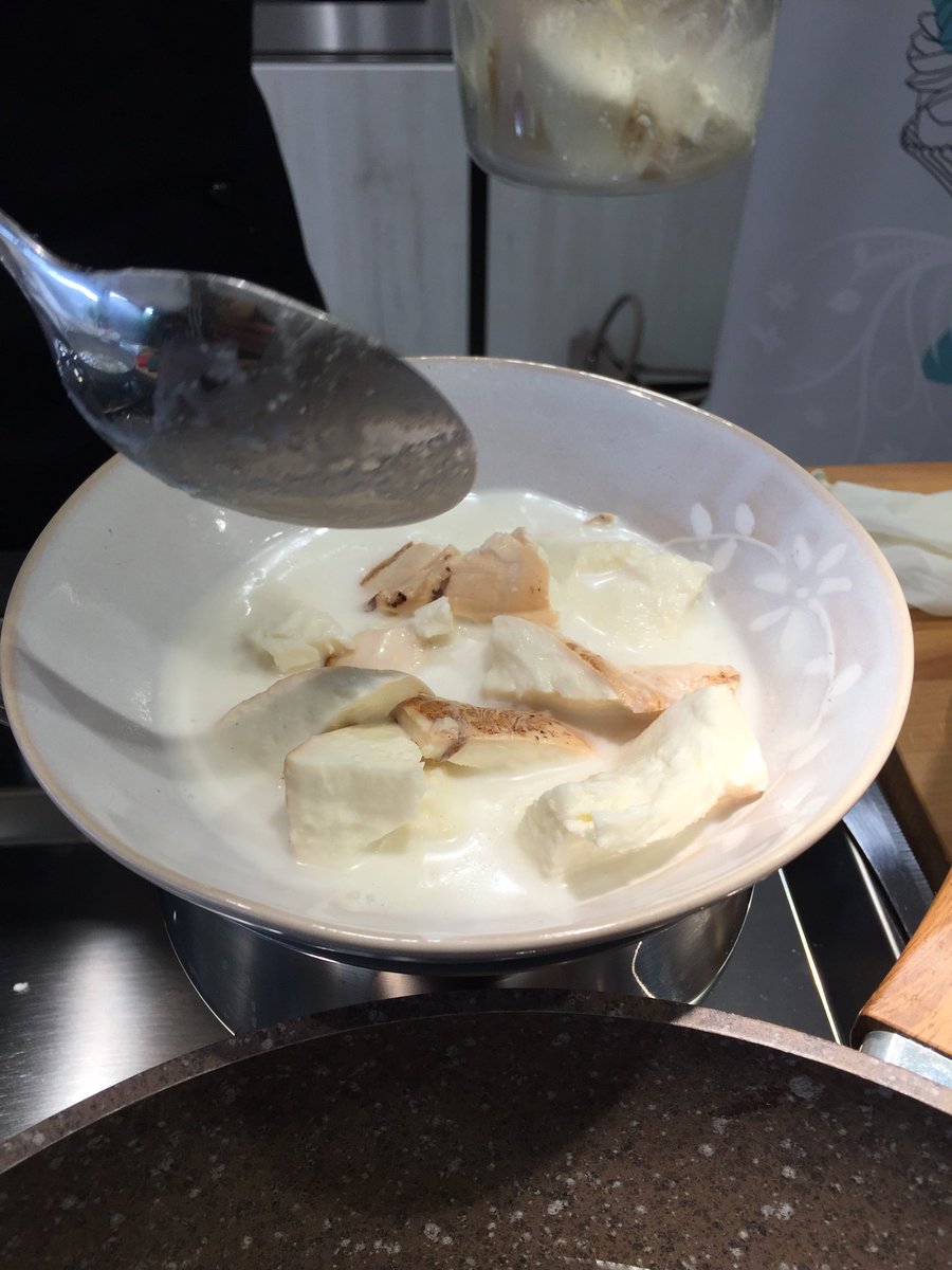 iFoodit's tweet photo. Inizia lo Showcooking! È tutto più semplice con una cucina @scavolini #iFoodinStore #ScavoliniStorePortici #scavolini @LeTortediMichy @GiorgiaBmc https://t.co/yYSOBnT9EZ