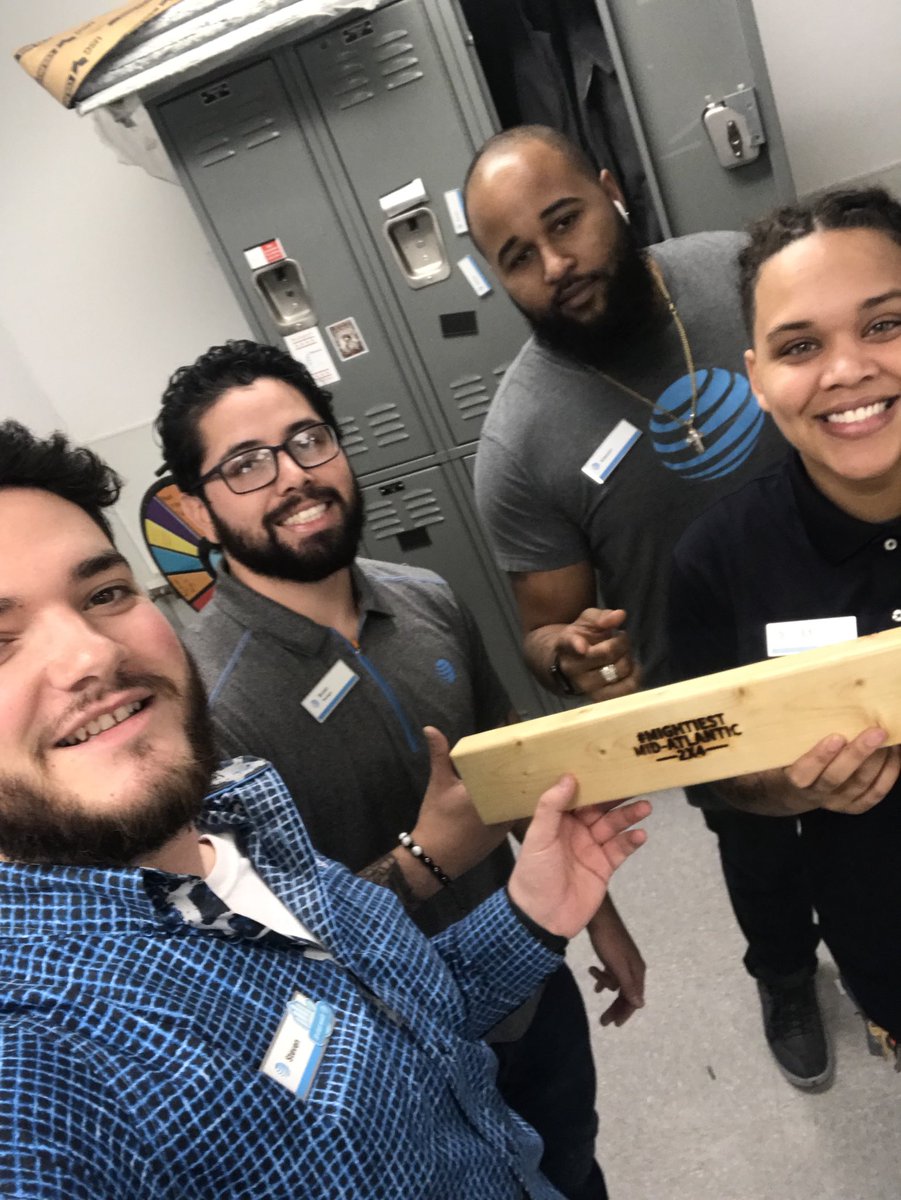 Bryan Gallego tweet media