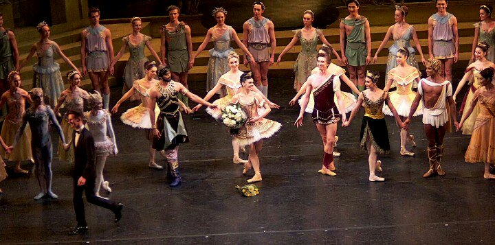 dave_lush's tweet photo. Another enjoyable romp through #rohsylvia with Osipova and Muntagirov. Not quite the same frisson as Monday night (that was *really* special), but who's at their peak that early in the morning - audience included?! https://t.co/s7nAzXShjp
