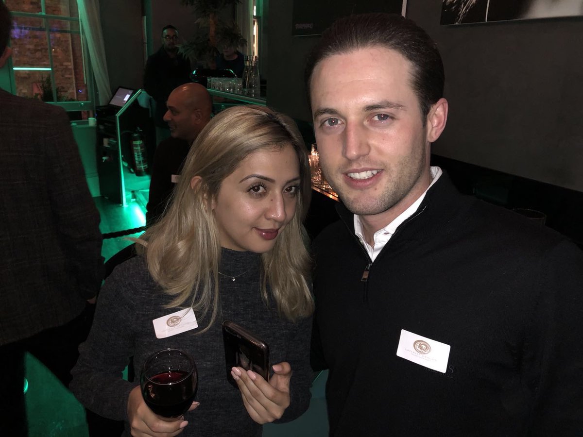 IDPAM15's tweet photo. Fantastic Networking event and Xmas’ drinks with over 30 people attended! Very great night and thanks everyone for coming 🥂 #xmas #drinks #london #ImperialDragon https://t.co/ZlWHDiJ8uc